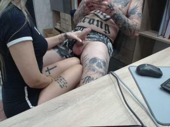 tattoo-couple webcam bongacams model stream image