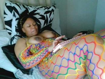 thiquekitten webcam bongacams model stream image