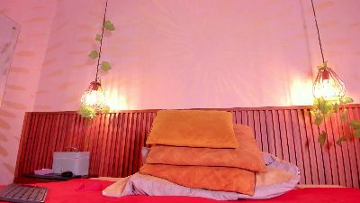 daphne_courtis webcam cam4 model stream image