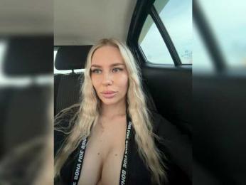-Estonia- webcam bongacams model stream image