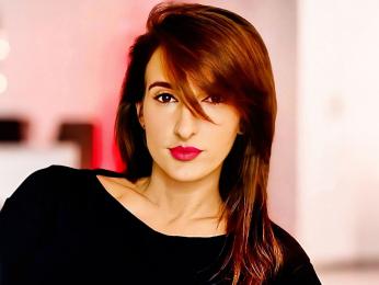 LauraRiccoo webcam model stream image