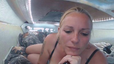 Doucelouve9 webcam model stream image