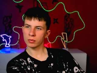 leo-valor webcam model stream image