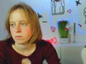 keuli_li webcam model stream image