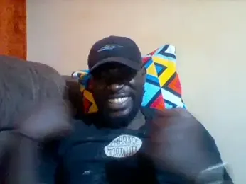 ClinDi webcam model stream image