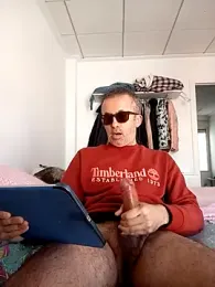 EmilioTaladdro webcam model stream image