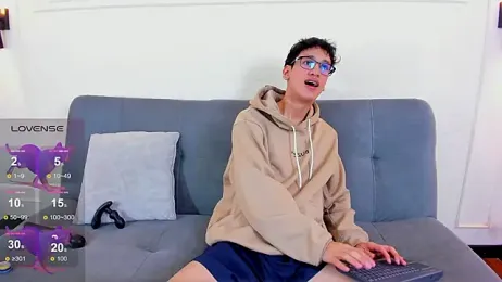 Cum_hunters webcam stripchat model stream image