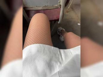 Karolina_Milf webcam model stream image