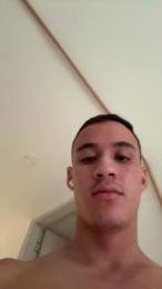 LeoDelvey_ webcam model stream image