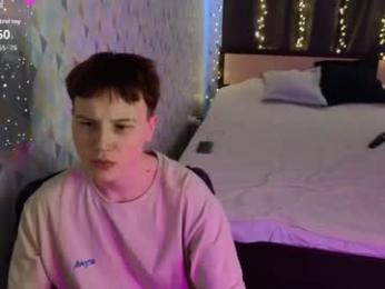 babees_eva webcam model stream image