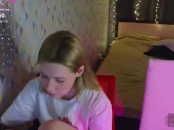 babees_eva webcam model stream image