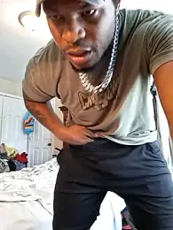 KeYBuMp323 webcam model stream image