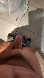 VoyeurExhib83 webcam model stream image