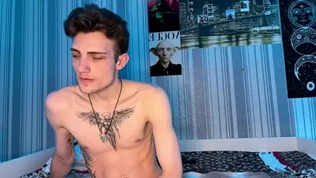 EmiliaCouple webcam model stream image