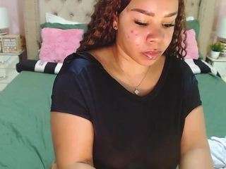 donnadore webcam model stream image