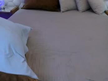 naughtyylory webcam model stream image