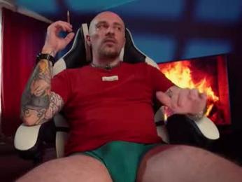 golden_alex webcam chaturbate model stream image