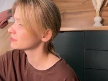 adele_nick2202 webcam model stream image