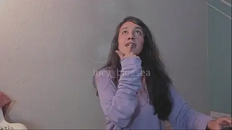 Lucy-Bluesea webcam model stream image