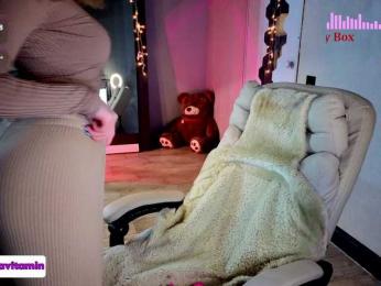 Vita-min-4ik webcam model stream image