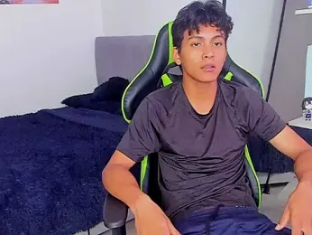 PaulTallx webcam model stream image