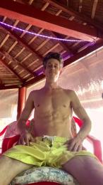 PianoTobe webcam model stream image