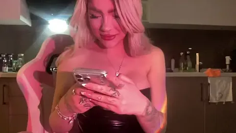 petitebeauty webcam stripchat model stream image