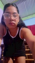 girl_pee webcam cam4 model stream image