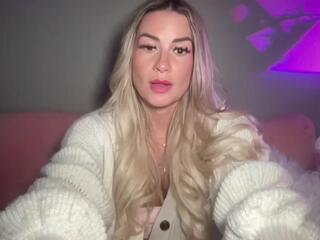 Kay Devon webcam model stream image