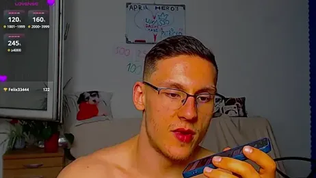 ZeinMiracles webcam model stream image
