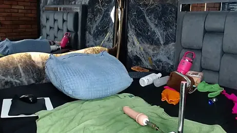 Couple_Gold69 webcam stripchat model stream image