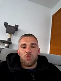 Benjamiinlt webcam stripchat model stream image