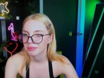 sendi_cais webcam model stream image