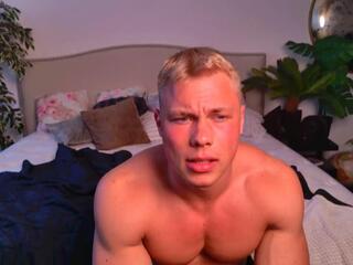 Loki Andersen webcam model stream image