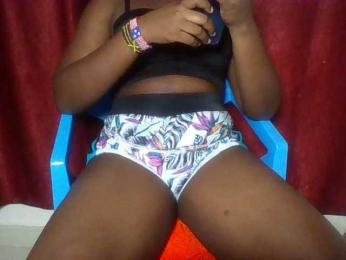 Ebonywaffle webcam model stream image