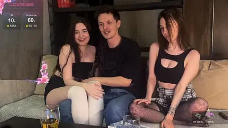 Three_Some_Dream webcam stripchat model stream image