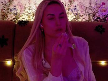 Kocmoc_Katerina webcam bongacams model stream image