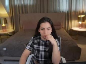 juicy_secrets_054 webcam chaturbate model stream image