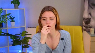 AleidaHibbets webcam model stream image