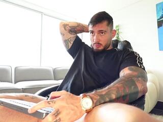 Dimitri Sullivan webcam model stream image