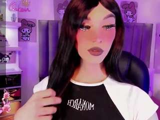 julia-lopez webcam model stream image