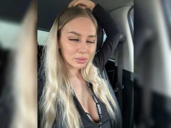 Lovensesgirl webcam model stream image