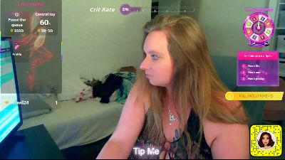 QueenHeart18 webcam model stream image