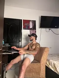 Kenny_romano webcam stripchat model stream image