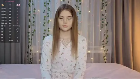 CarolinePepper webcam model stream image