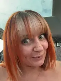 ObviouslyPeachy webcam model stream image