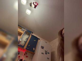 LittleDelora webcam bongacams model stream image