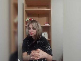 Rshsujdensay webcam bongacams model stream image