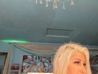 adrianna777 webcam model stream image