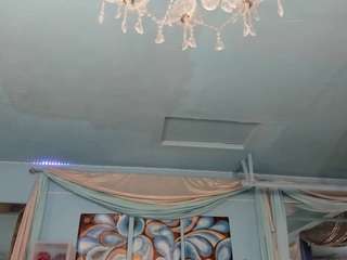 adrianna777 webcam camsoda model stream image